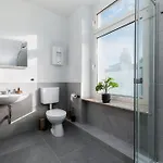 Perfect For 6 Guests In - - Netflix - Smart * Wuppertal