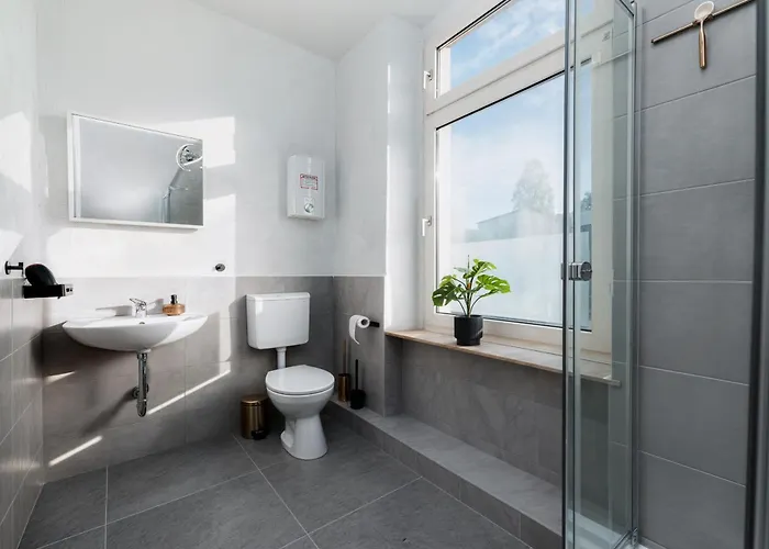 Perfect For 6 Guests In - - Netflix - Smart * Wuppertal